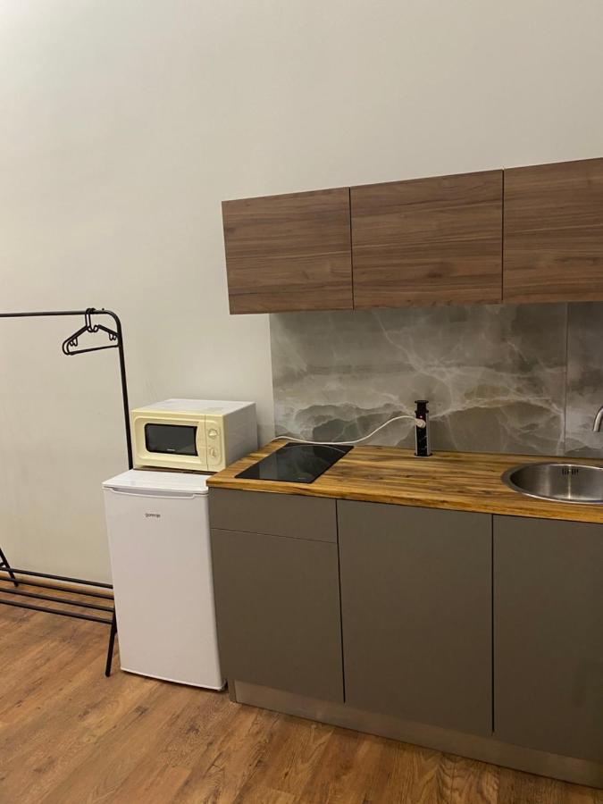 Center Hostel *