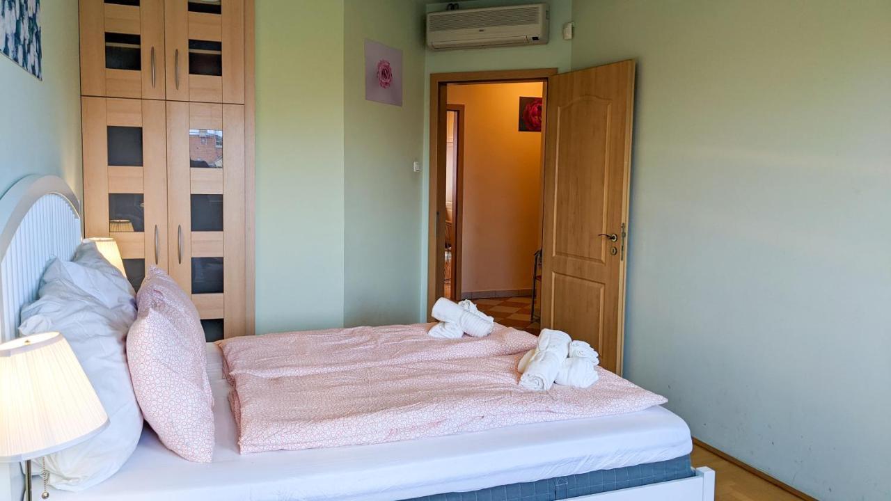 Skytop Modern In Heart Of Downtown Apartament Budapeszt