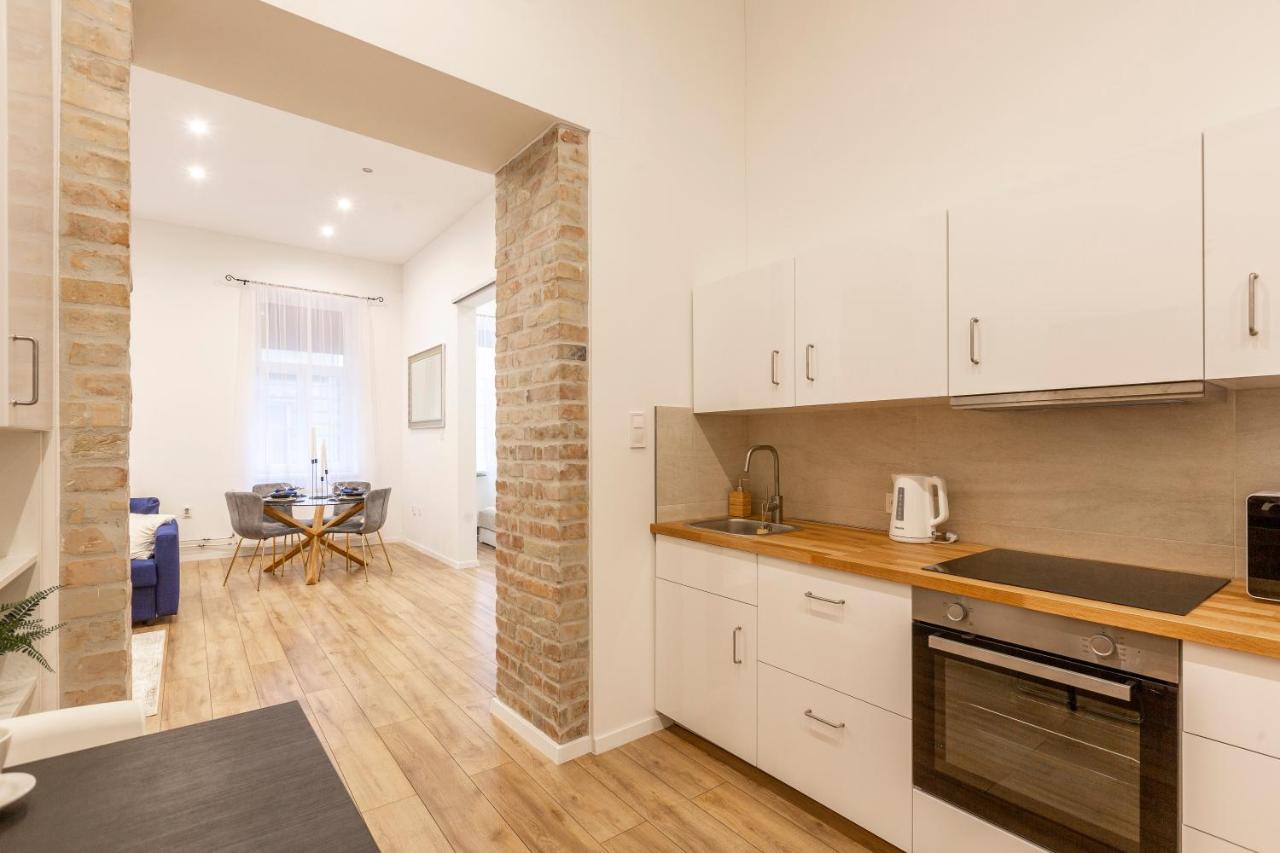 Apartment Stylish Luxury By Anna
