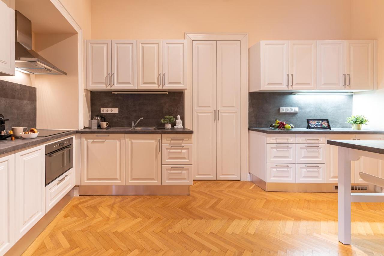 Matilda Luxury Apartment