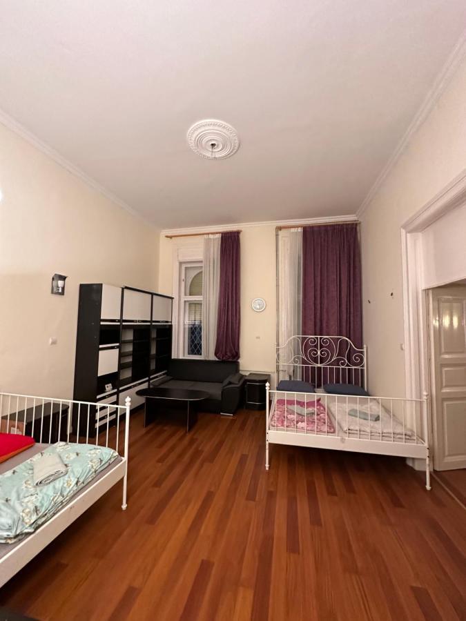 Westend Apartahotel *