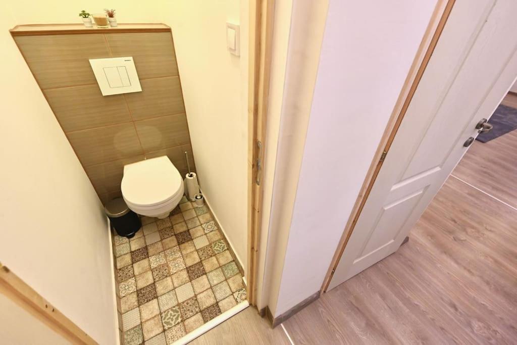 Apartmán Cute Gallery Flat In Kiraly Street