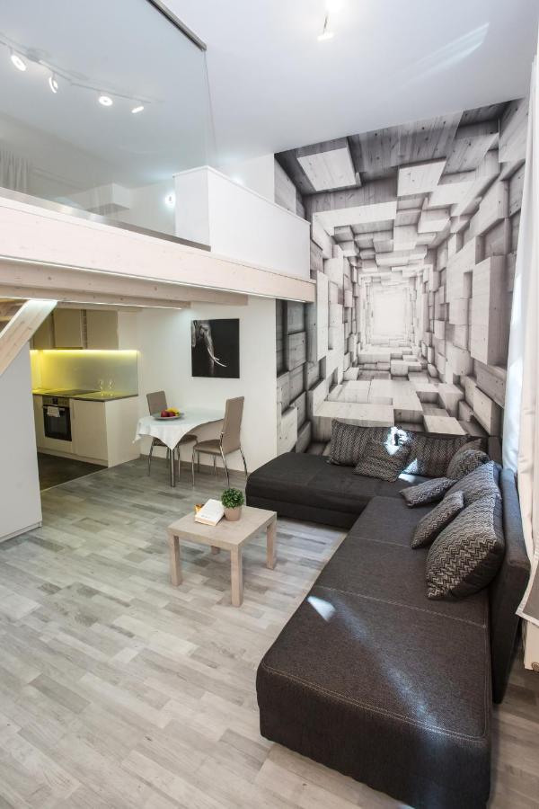 Aradi Budapest