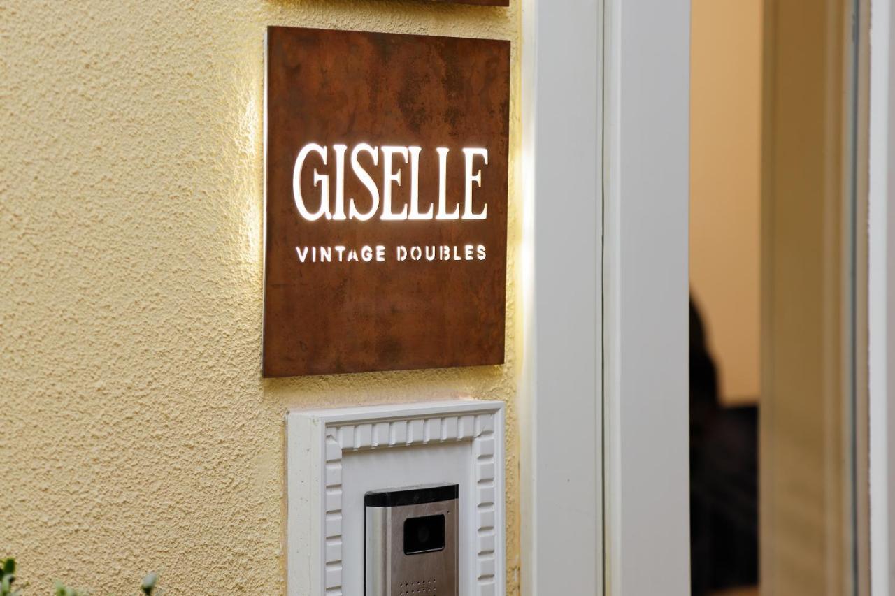 Giselle Vintage Doubles - Adults Only *