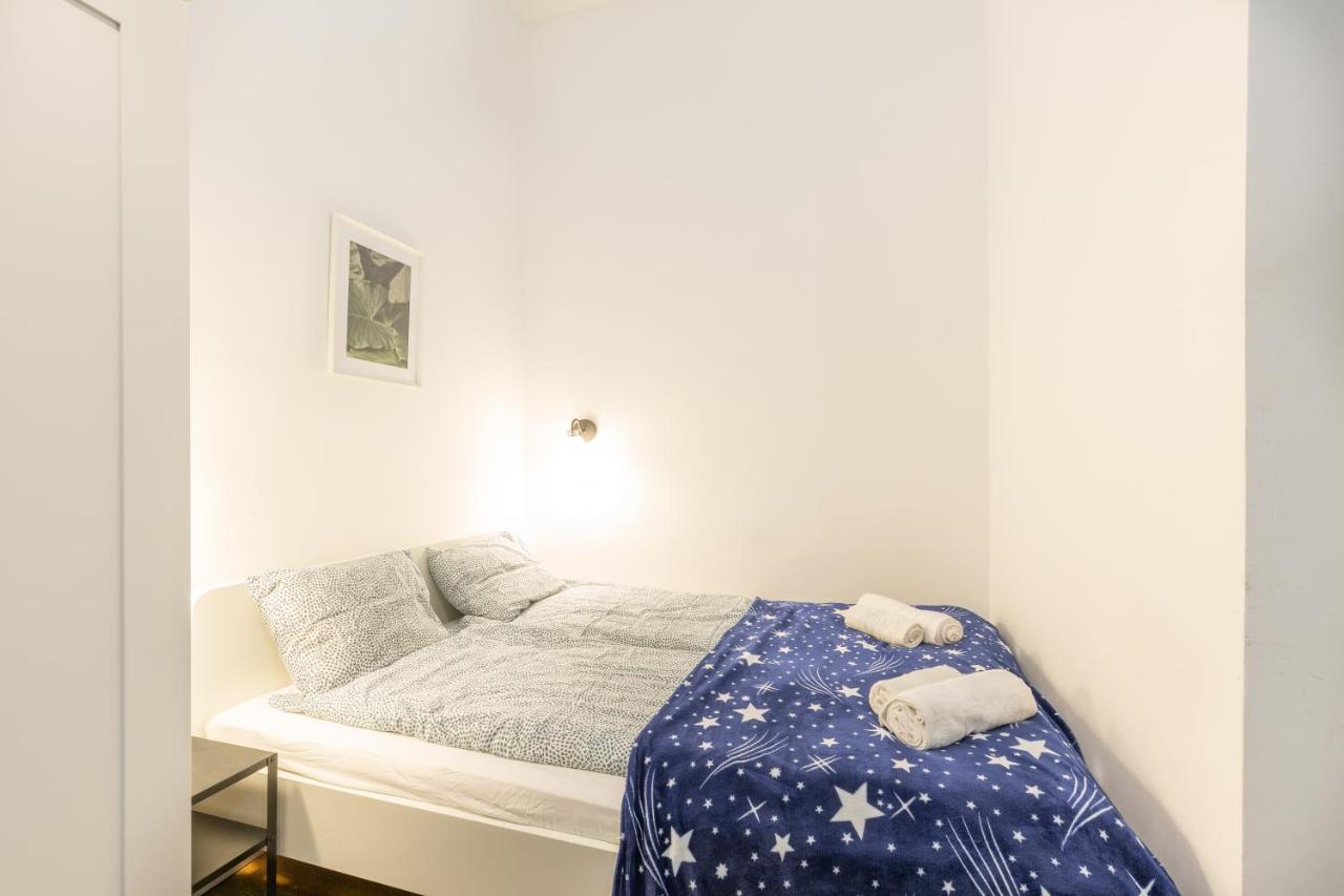 Apartment Nepszinhaz 16 Tiny