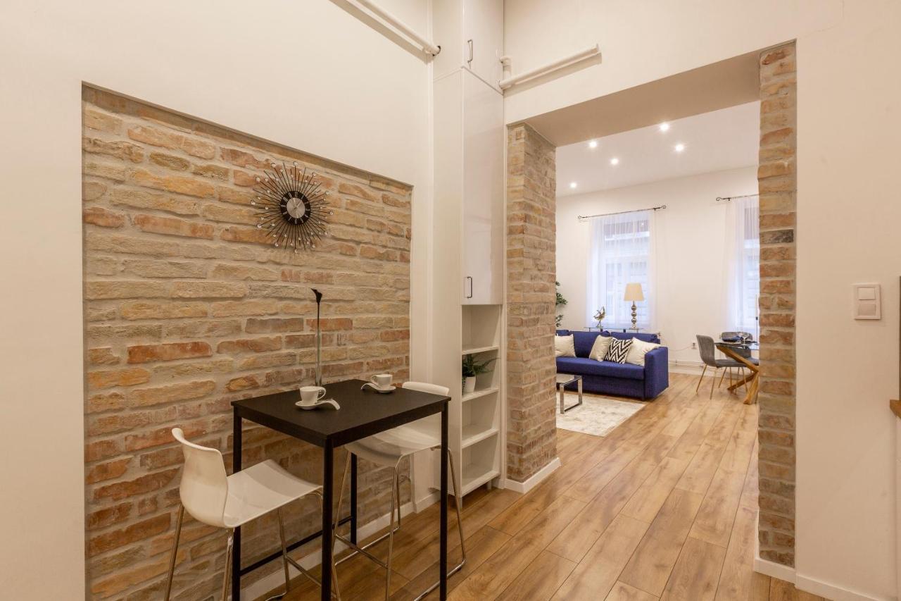 Apartment Stylish Luxury By Anna
