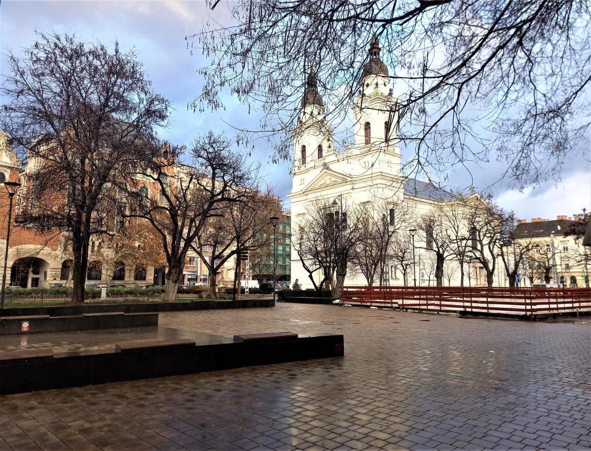 Imadnivalo Apartman Kozponti Helyen Apartman