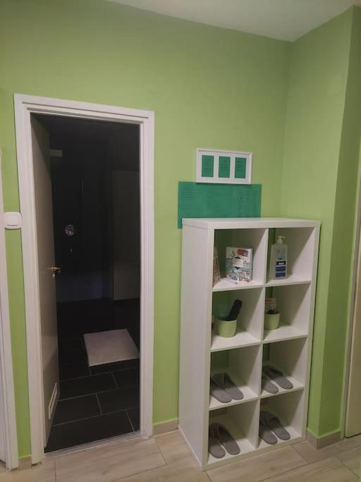 Glowing Home-ponty16 Apartman