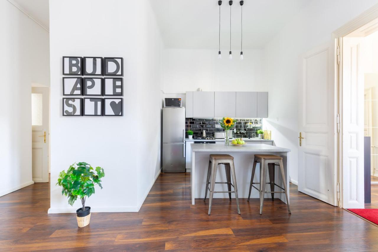 Red Dot One - New Unit In Heart Of Jewish Quarter *