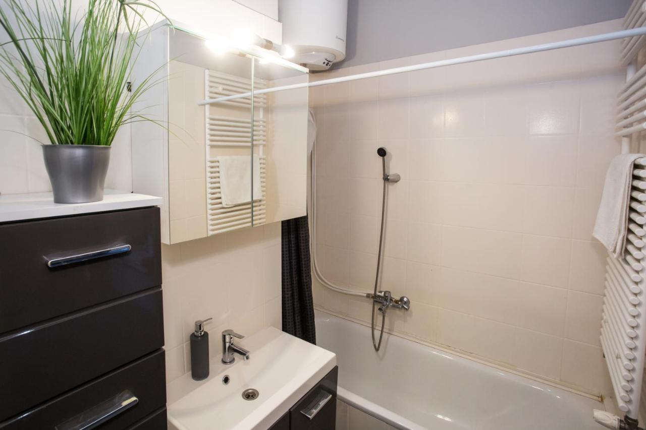 Aradi Apartment *
