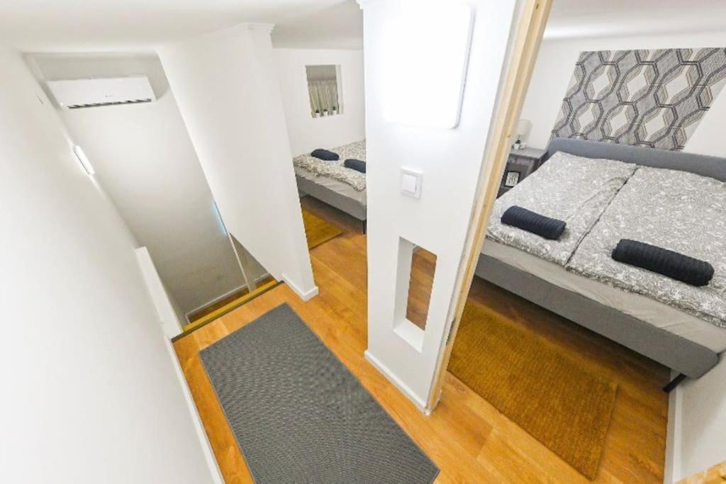 Lejlighed 2 Bedroom Flat In Damjanich Str., Hirsch Budapest