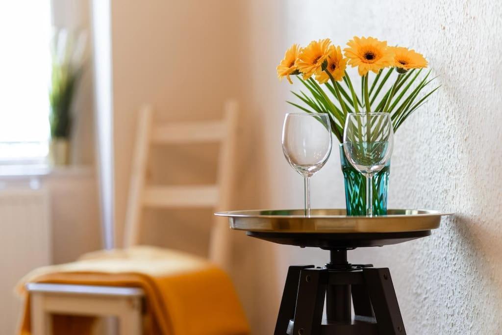 Free Parking Chain Bridge 4ppl, 2bdrm, Wifi, Smart Tv, Ac * Budapest