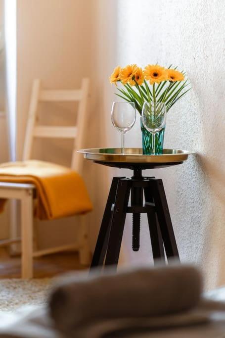 Free Parking Chain Bridge 4ppl, 2bdrm, Wifi, Smart Tv, Ac *