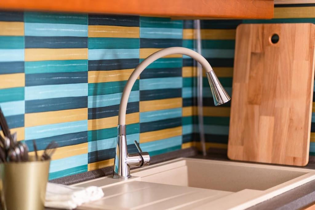 Free Parking Chain Bridge 4ppl, 2bdrm, Wifi, Smart Tv, Ac Apartamento *