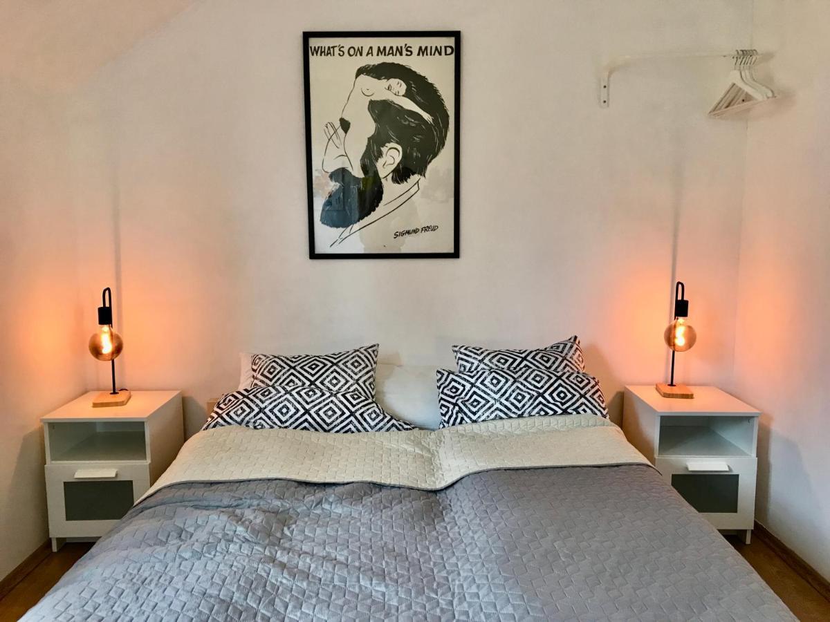 Kiscsillag Vendeghaz Apartamento Budapest