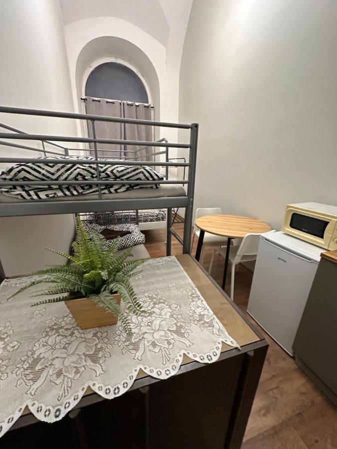 Centrale Rooms Hotell