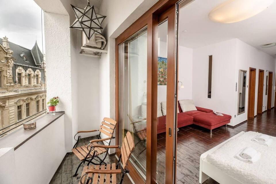 Aparment At The Doorstep Of Vaci Street Apartment Budapest