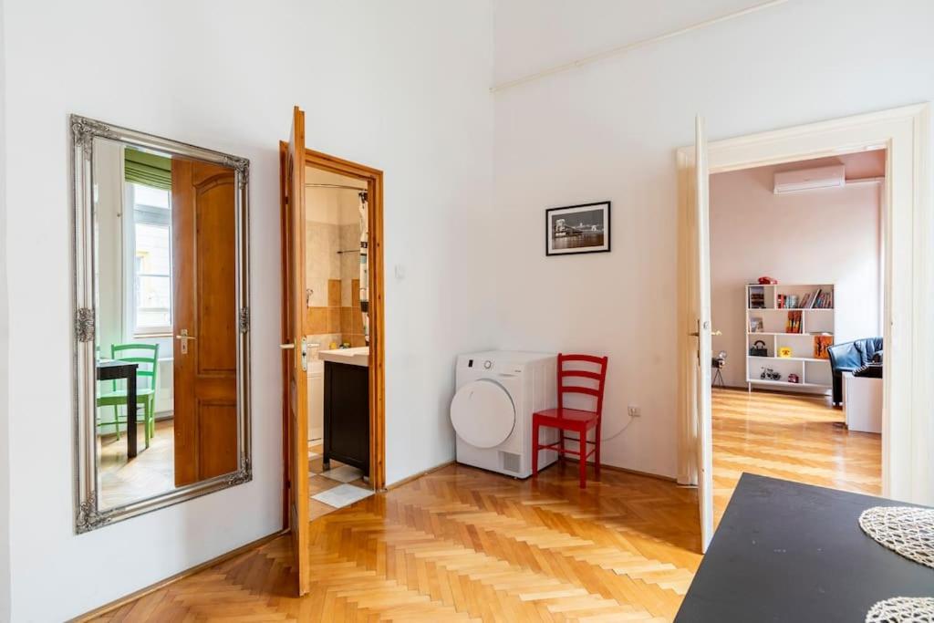 Apartament Quiet At Synagogue