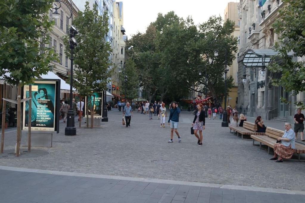 Main Street / Heart Of Bp *