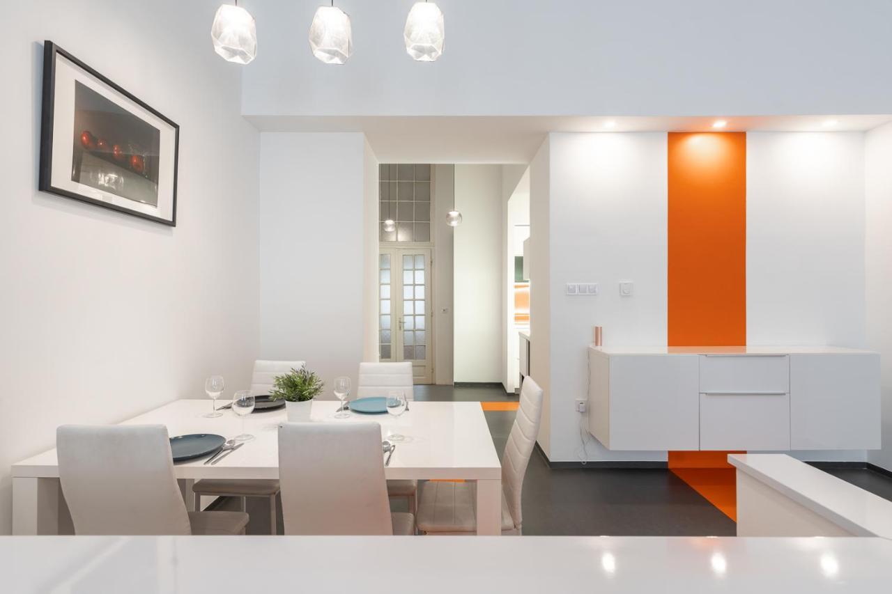 Apartamento Bright Two-Bedroom Home By The New York Palace Budapest
