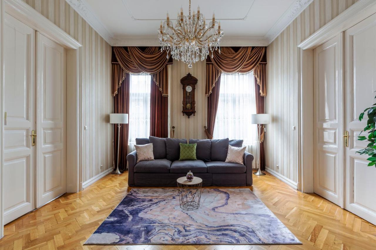 Luxury Next To The New York Cafe * Budapest