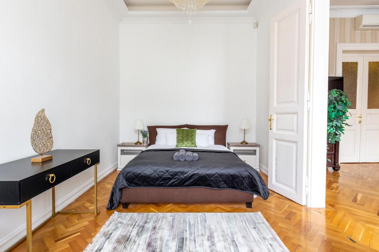Apartman Luxury Next To The New York Cafe Budapest