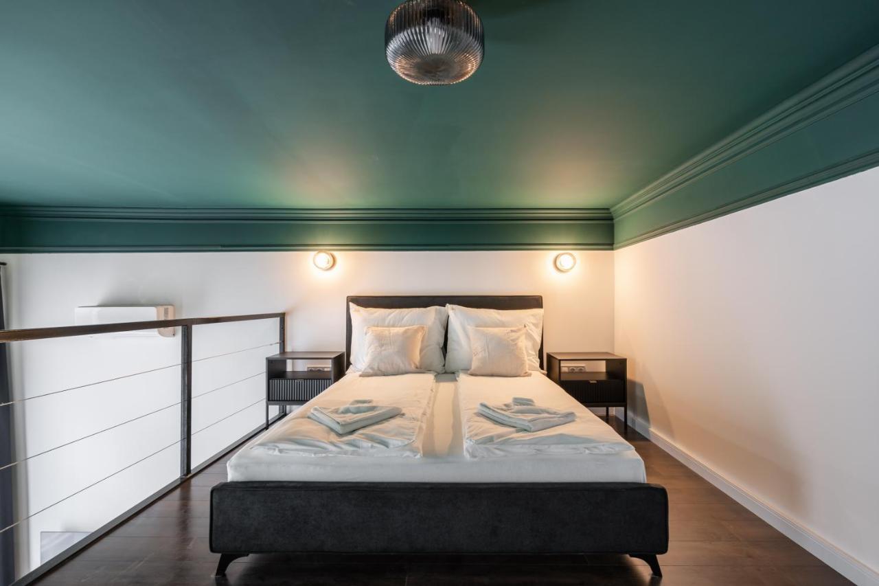 E41 - Trendy Boutique - Prime Spot By Bqa Budapest