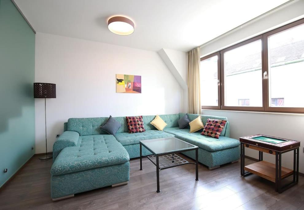 360 Panorama • Rooftop Jacuzzi • Downtown Luxury * Budapest