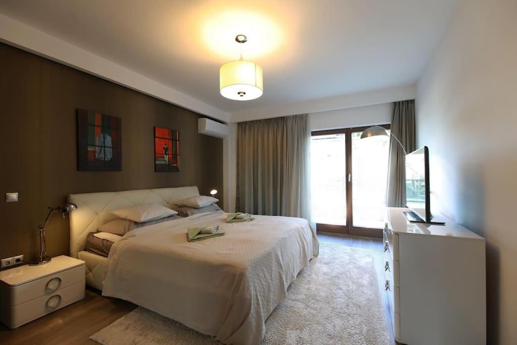360 Panorama • Rooftop Jacuzzi • Downtown Luxury Appartamento Budapest