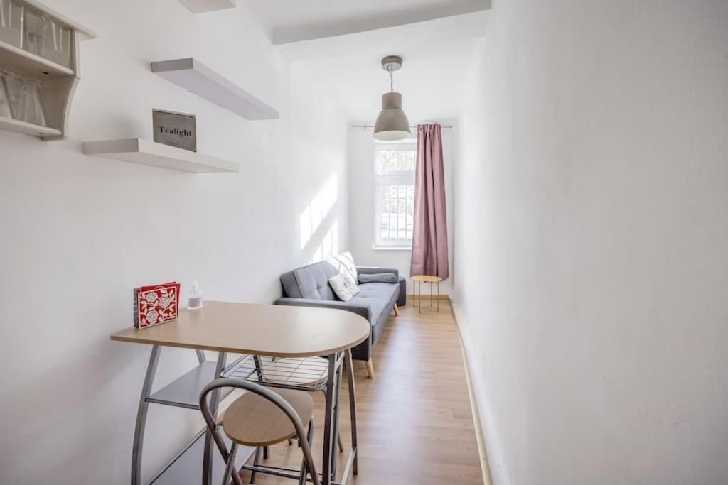 Cosy At River Apartment *