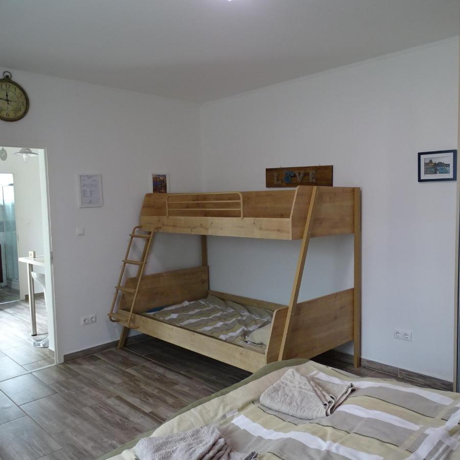 Small House In Area
