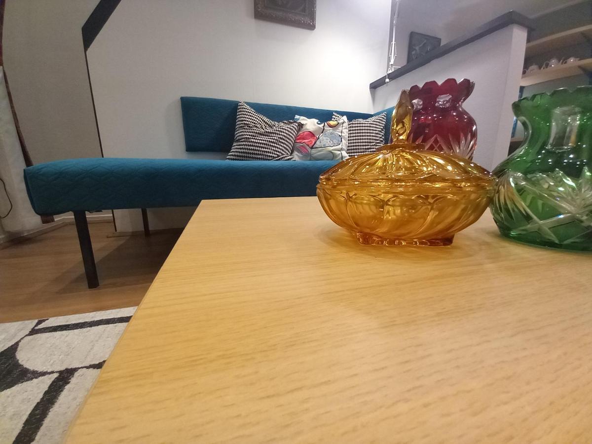 Farinelli At Opera Apartment *