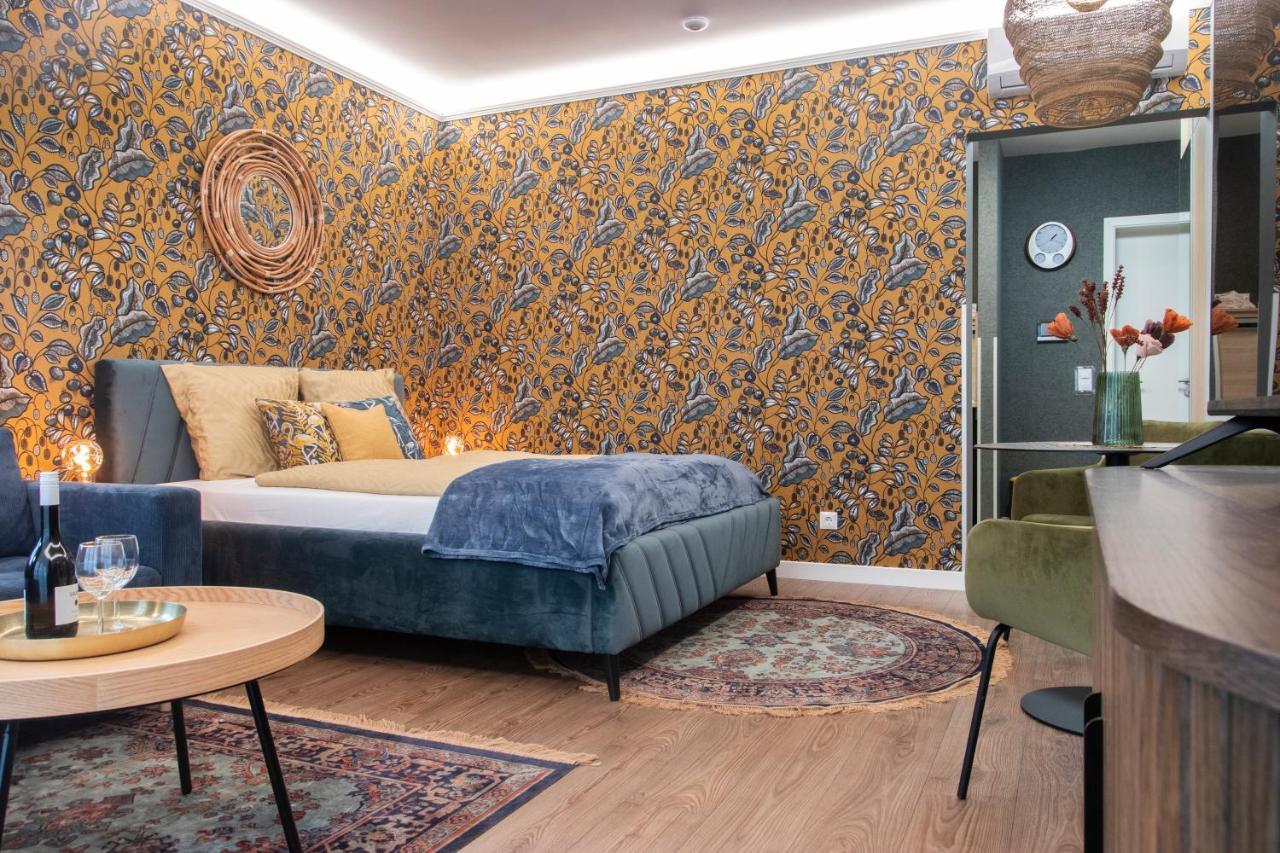 Grand Corvin * Budapest