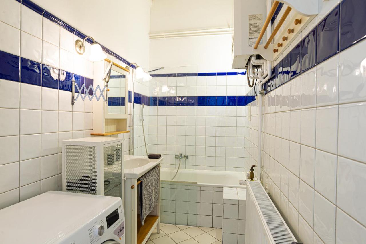 Terrace Vuvu - With Balcony In The Heart Of Apartamento Budapest