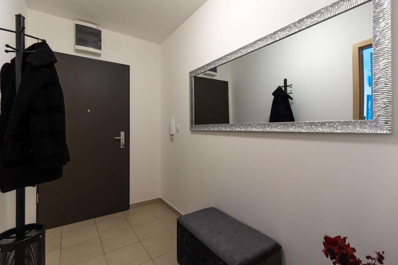 Apartment Need In Bp - Garage, Terraces, Aircon Budapest