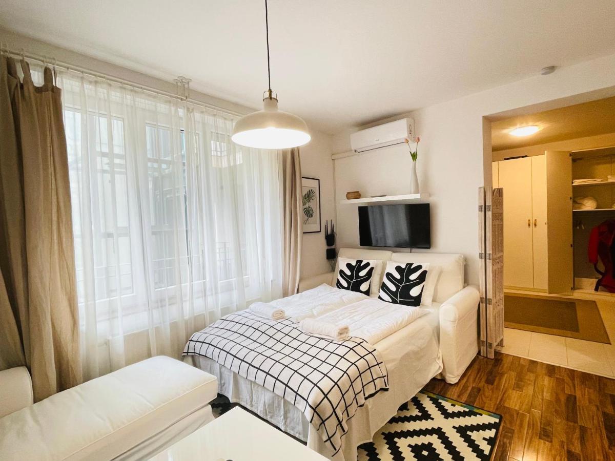 Peony Szekely Mihaly - Free Garage Apartment Budapest