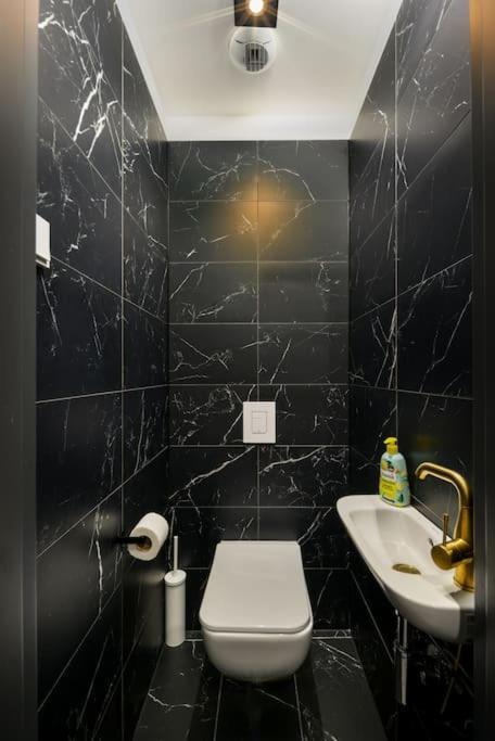 2budapest Eye-freegym And Sauna Luxury *