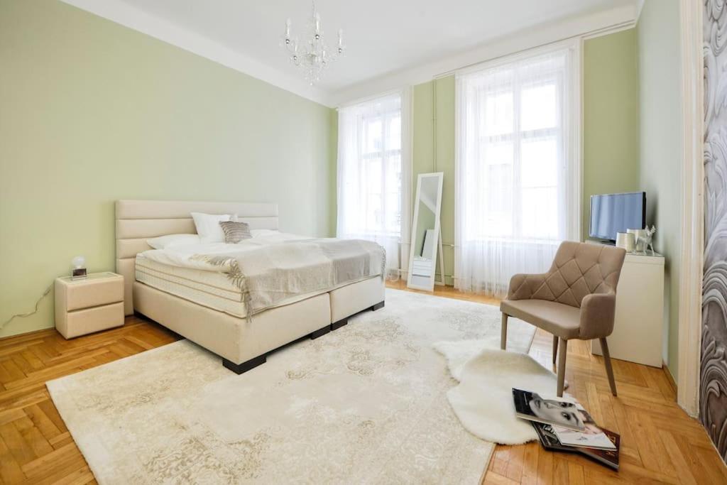 Apartment Danubio **** 3 Bedrooms - Next To The River Budapest