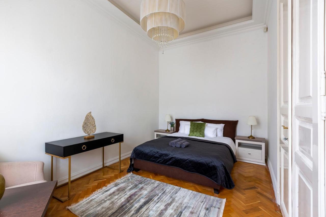 Luxury Next To The New York Cafe Apartman Budapest