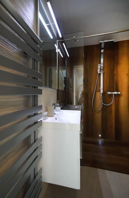 Appartamento 360 Panorama • Rooftop Jacuzzi • Downtown Luxury
