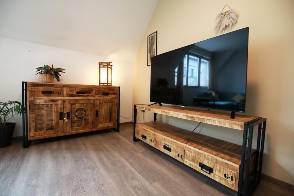 360 Panorama • Rooftop Jacuzzi • Downtown Luxury * Budapest