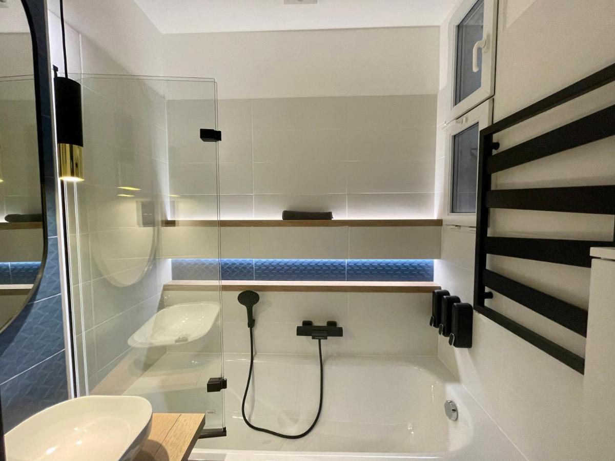 Apartman Brand New #hollan#3bedr#2bathr#freeparking