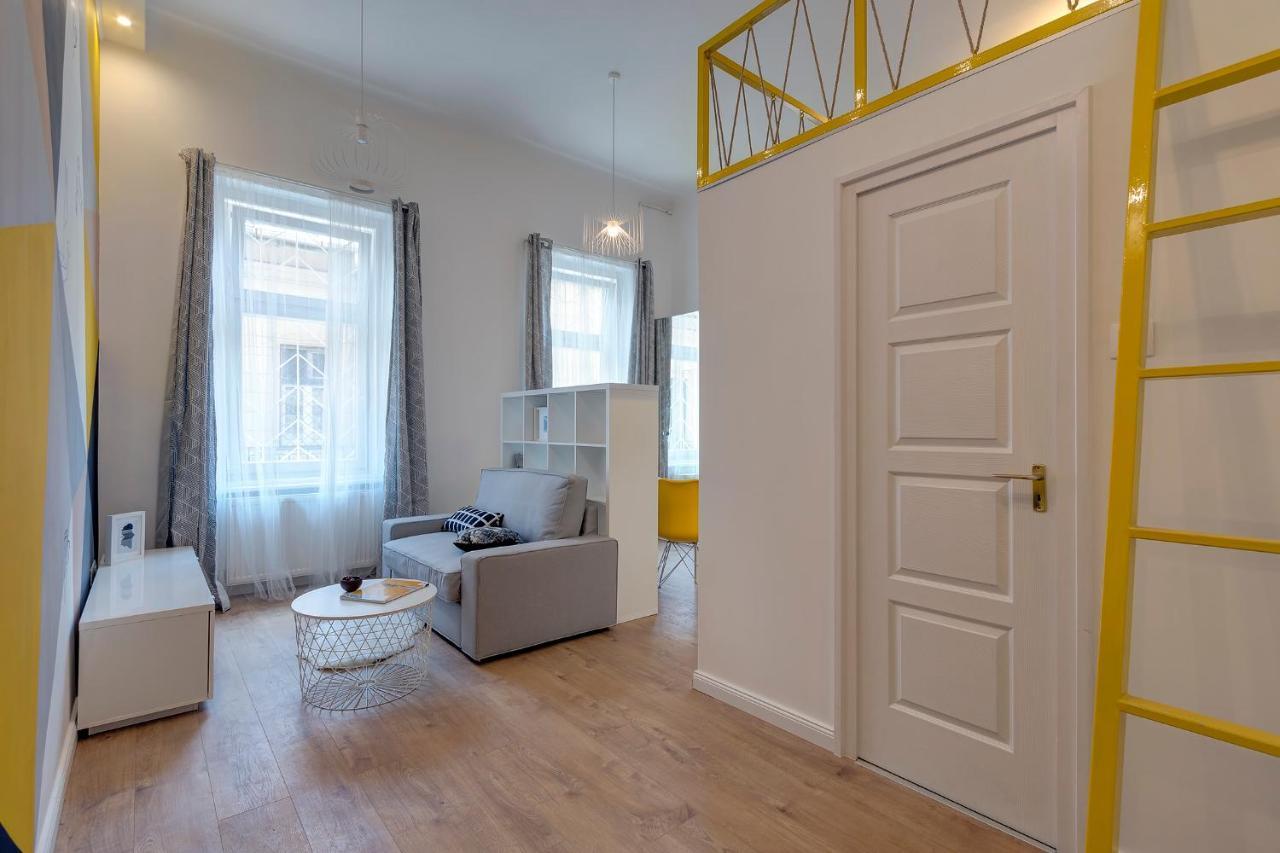 Avenue Loft J13 *