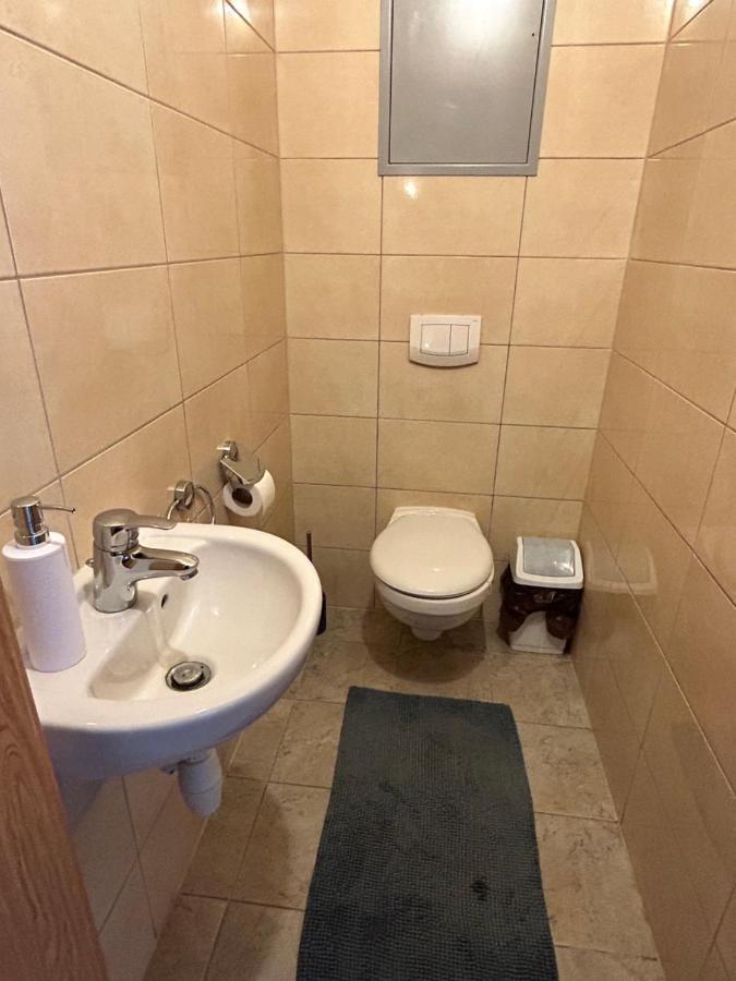 Apartamento Danube Dwelling Akacfa 26 - Private Indoor Garage