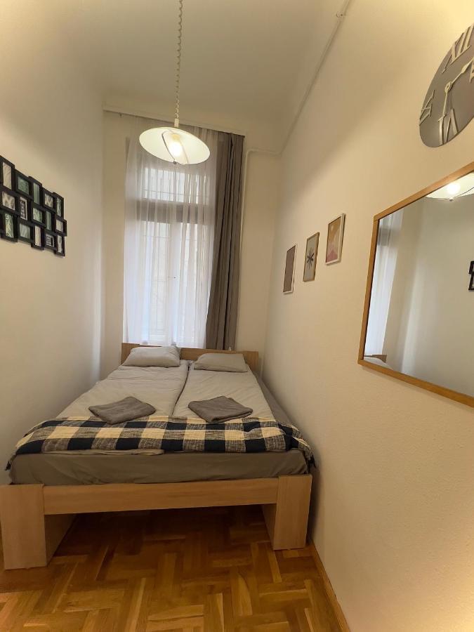 Apartment In The Pedestrial Area *
