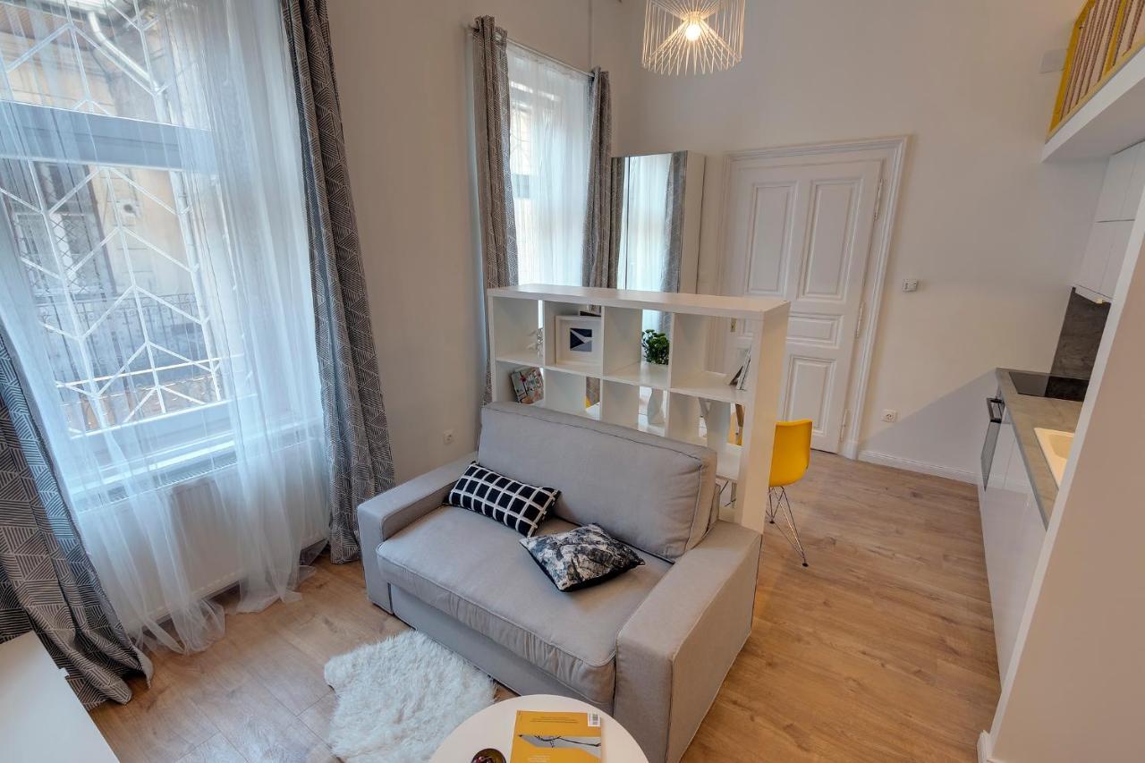 Avenue Loft J13 * Budapest