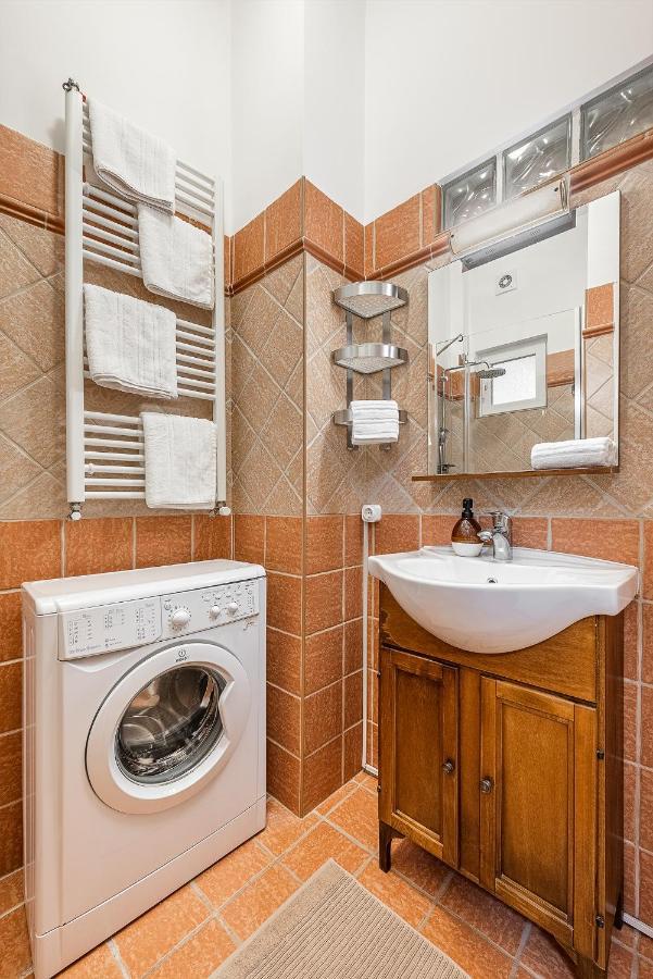Then & Now Apartment