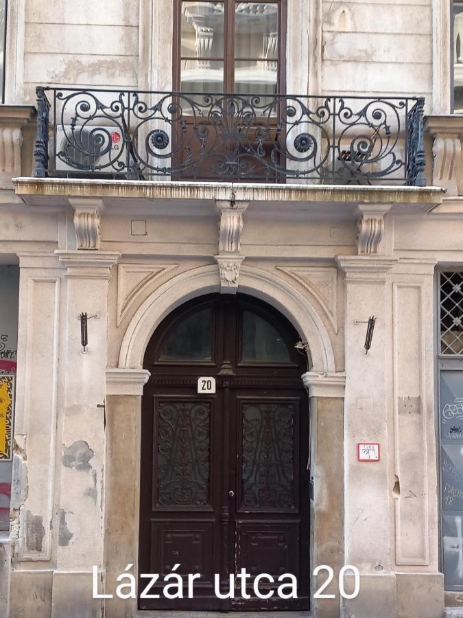 Farinelli At Opera * Budapest