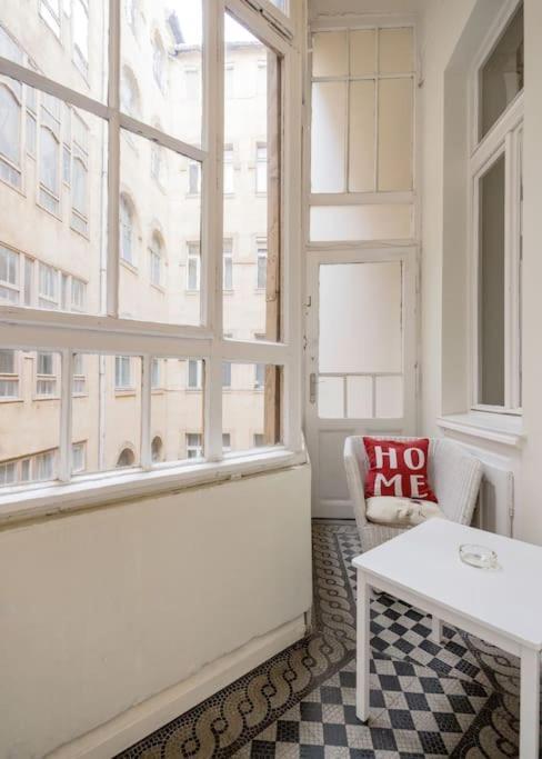 Klarahome * Budapest