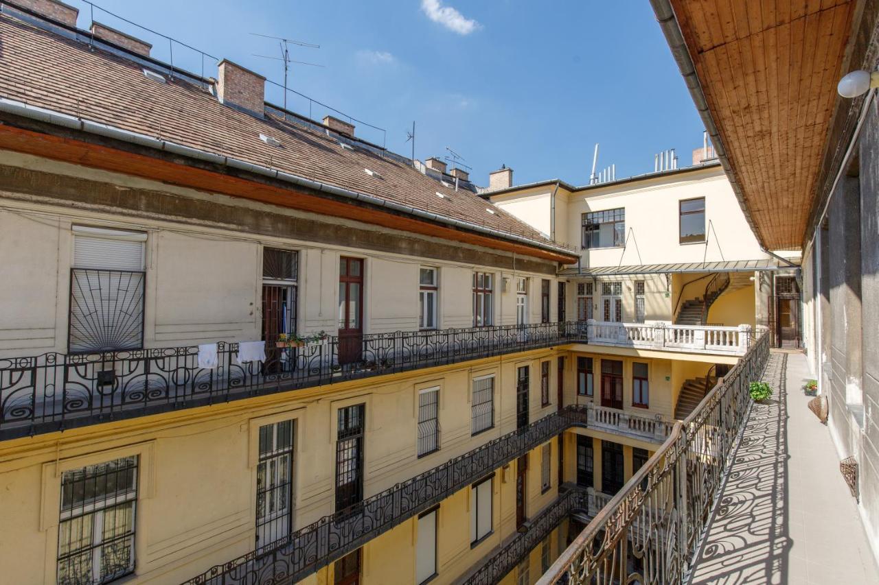Apartment A59